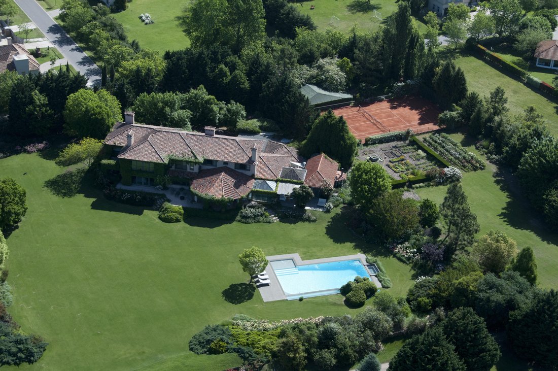 Land in Bella Vista, Buenos Aires Province, Argentina 4 - 17249241