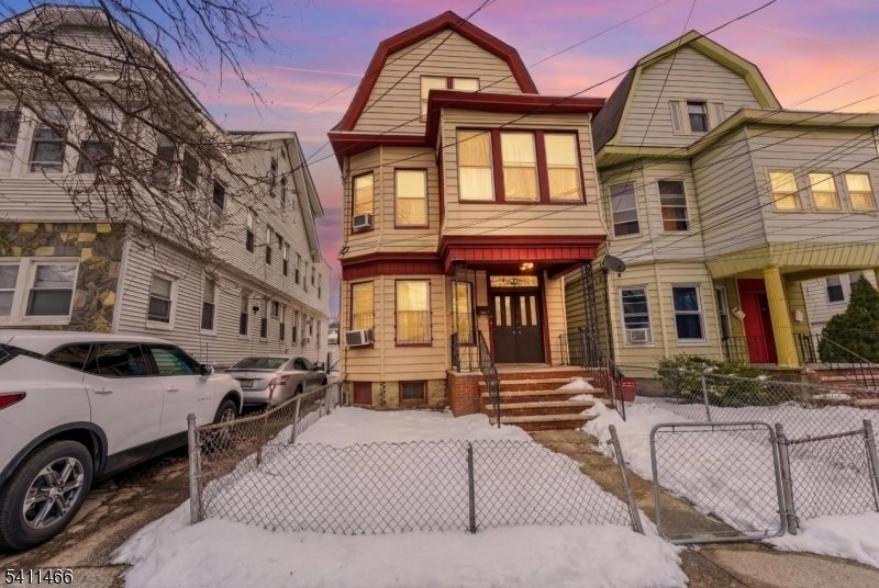 Apartment in Newark, New Jersey, United States 1 - 17247629
