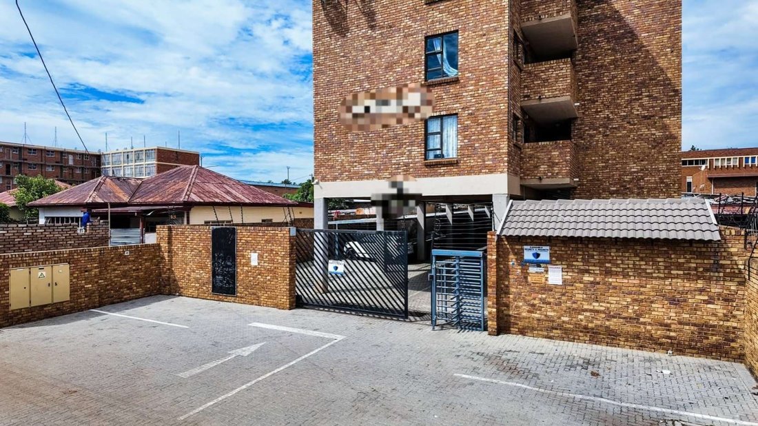 Apartment in Wierdapark, Gauteng, South Africa 3 - 17249673