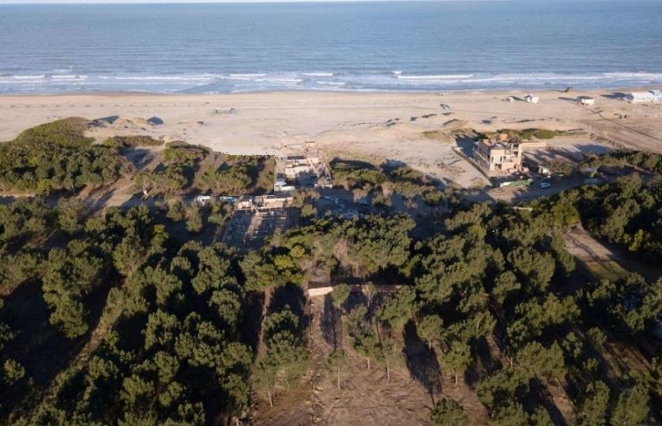 Land in Costa Esmeralda, Buenos Aires Province, Argentina 1 - 17251677