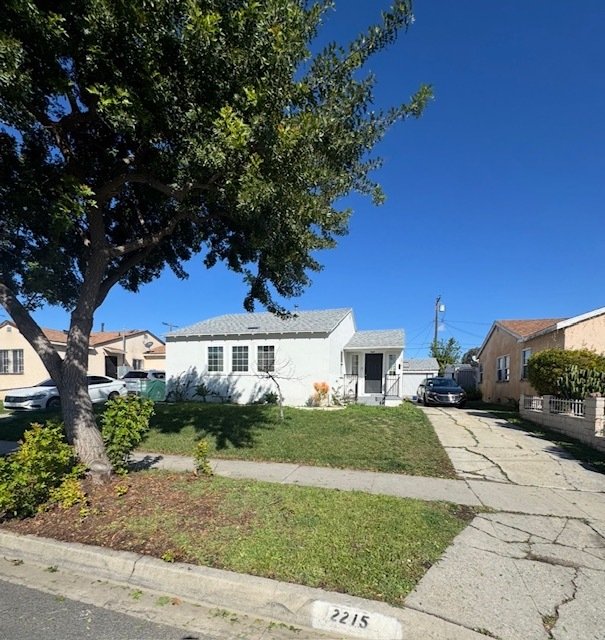 House in Compton, California, United States 1 - 17252528