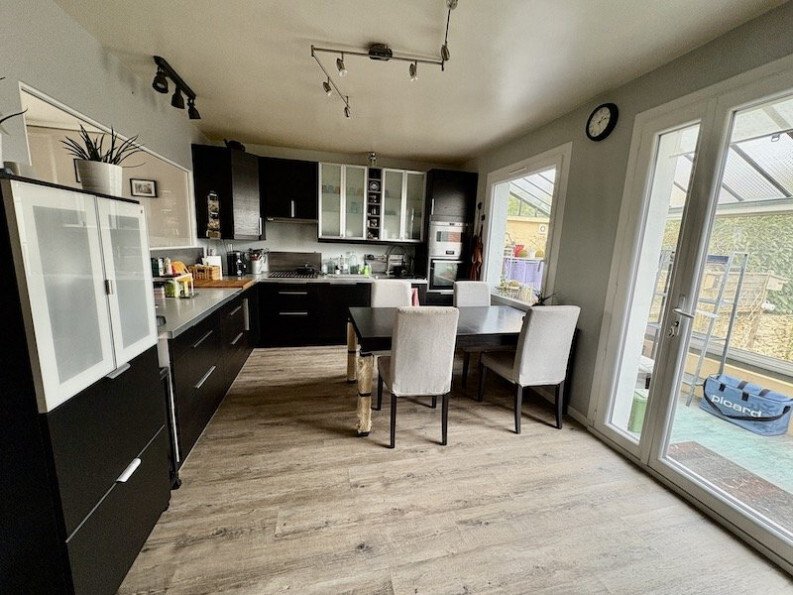 House in Chateaufort, Ile-de-France, France 1 - 17247593