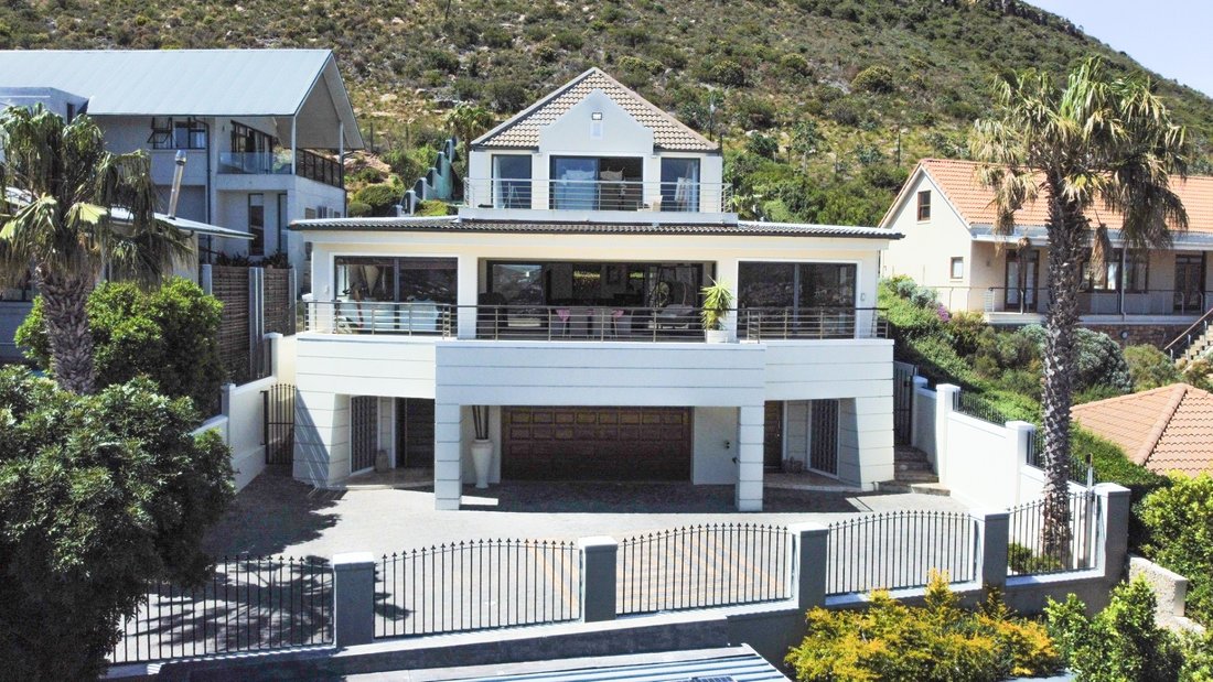 House in Scott Estate, Cape Town, South Africa 5 - 17252182