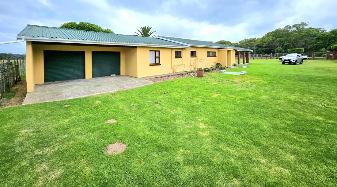 Farm Ranch in Colleen Glen AH, Eastern Cape, South Africa 1 - 17249930
