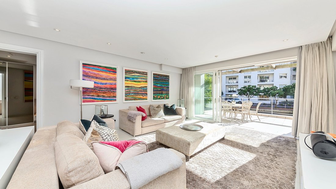 Apartment in Cape Town, Western Cape, South Africa 1 - 17252215