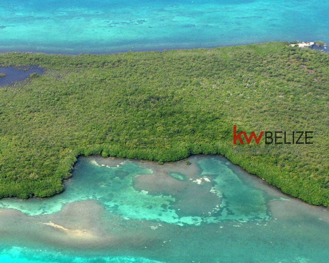 Land in Columbus Caye, Belize 1 - 17249897