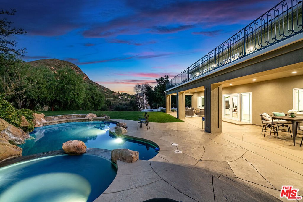House in Agoura Hills, California, United States 3 - 17253762