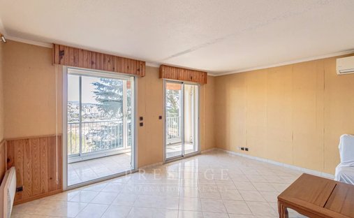 Apartment in Saint-Laurent-du-Var, Provence-Alpes-Côte d'Azur, France 1