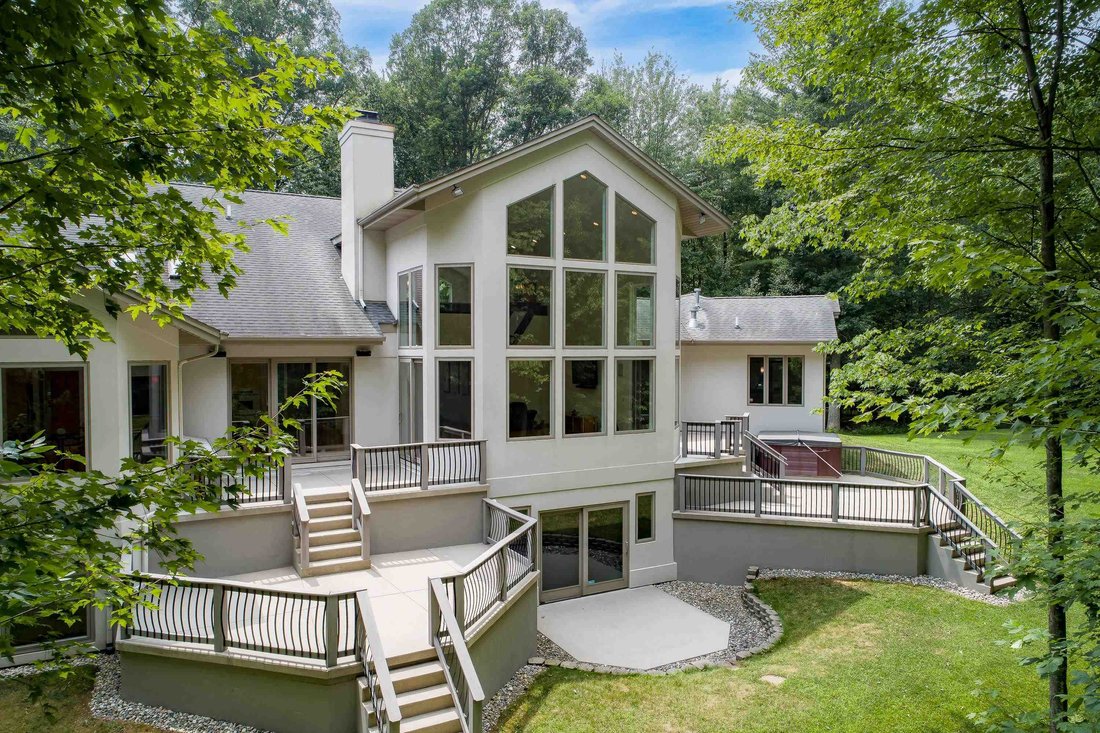 House in Midland, Michigan, United States 5 - 17248032