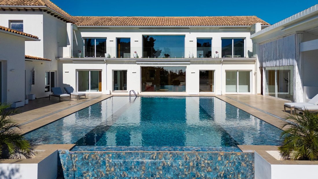 Villa in Marbella, Andalusia, Spain 1 - 17237188