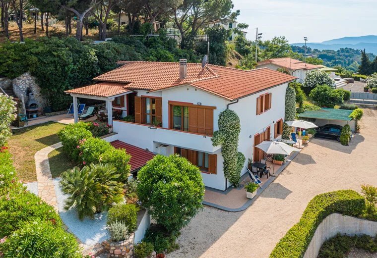 Villa in Capoliveri, Tuscany, Italy 1 - 17248156