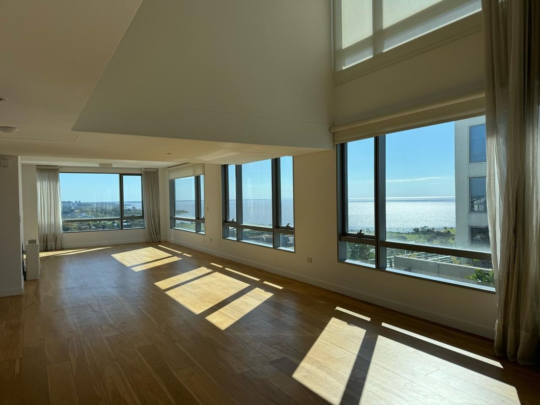 Apartment in Munro, Buenos Aires Province, Argentina 1 - 17250902
