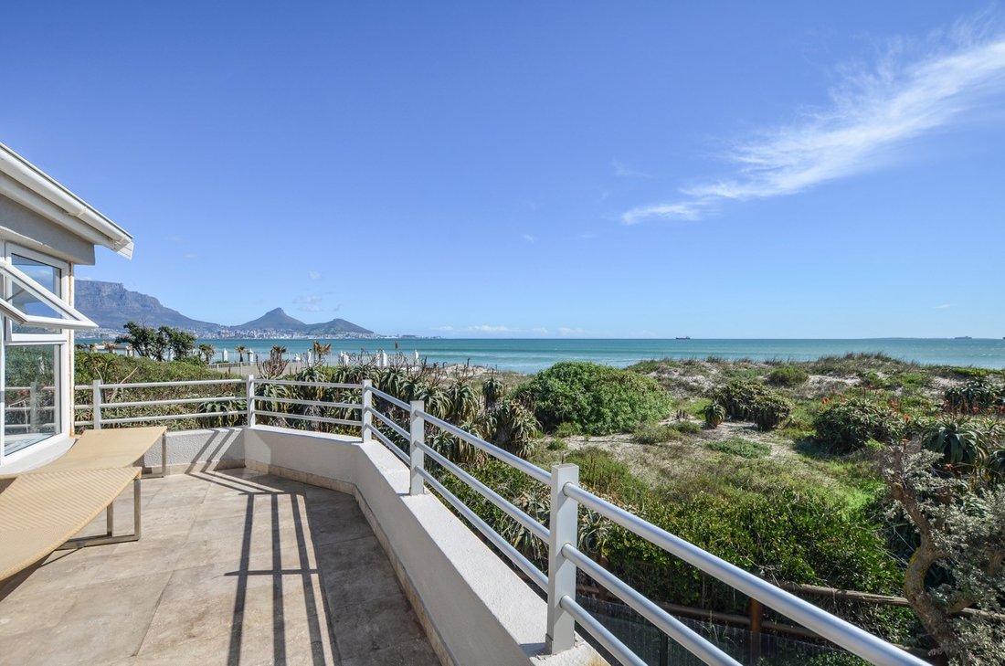 Townhouse in Bothasig, Cape Town, South Africa 2 - 17252261