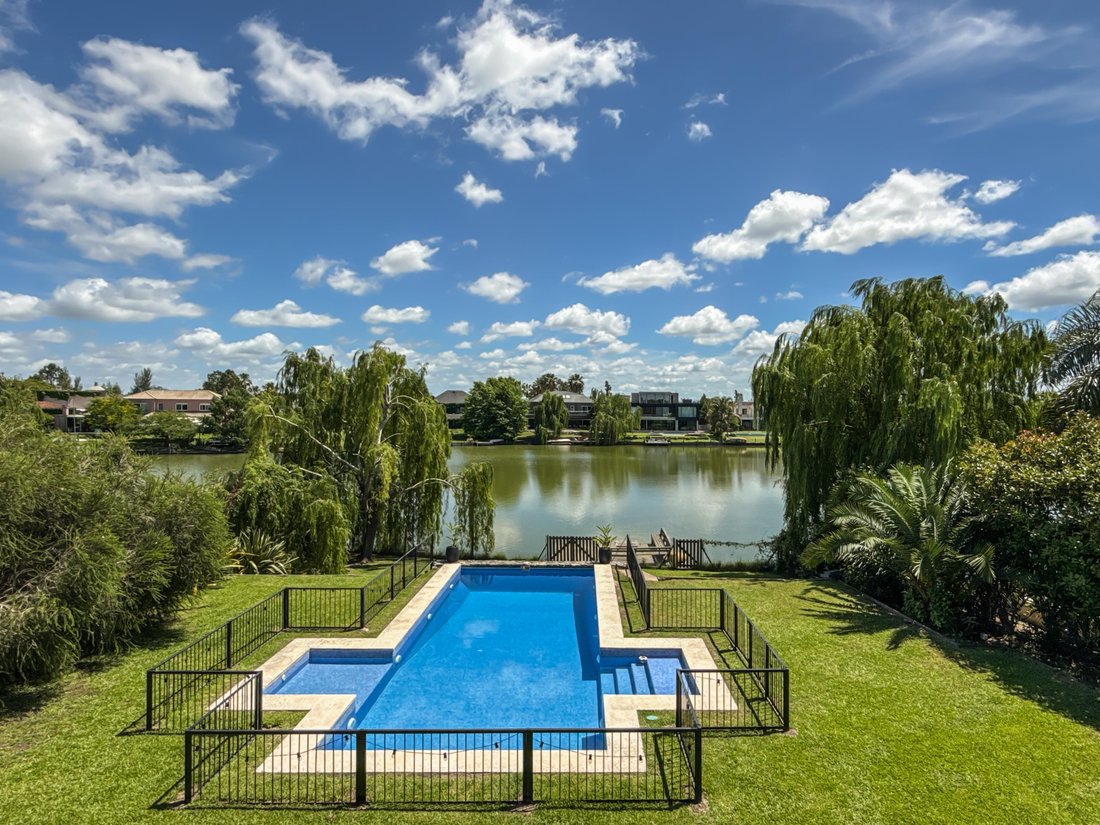 House in Rincón de Milberg, Buenos Aires Province, Argentina 1 - 17251058