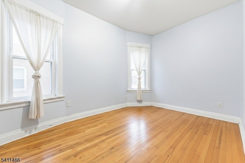 Apartment in Newark, New Jersey, United States 2 - 17247629