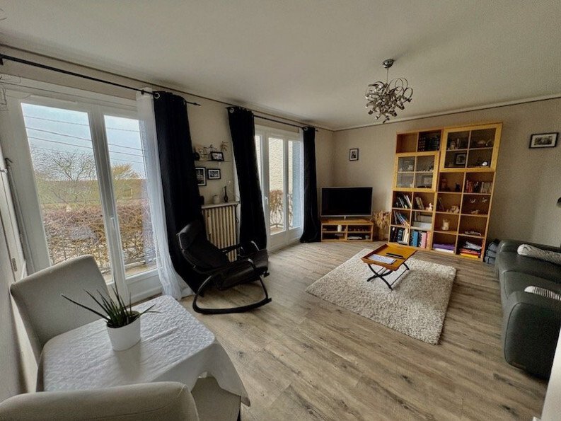 House in Chateaufort, Ile-de-France, France 2 - 17247593