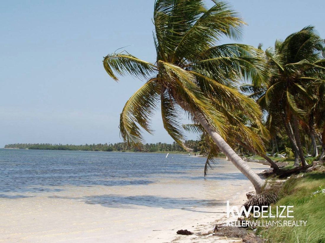 Land in Bacalar Chico, Corozal District, Belize 5 - 17249522