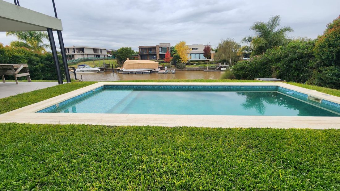 House in Rincón de Milberg, Buenos Aires Province, Argentina 1 - 17250262