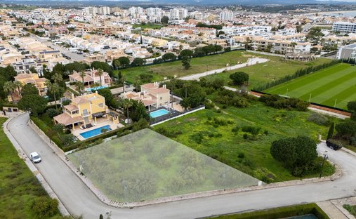 Land in Praia De Porto Mós, Sao Goncalo de Lagos, Algarve 1