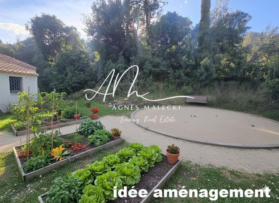 Villa in Nord, Cavalaire-sur-Mer, France 2 - 17140042