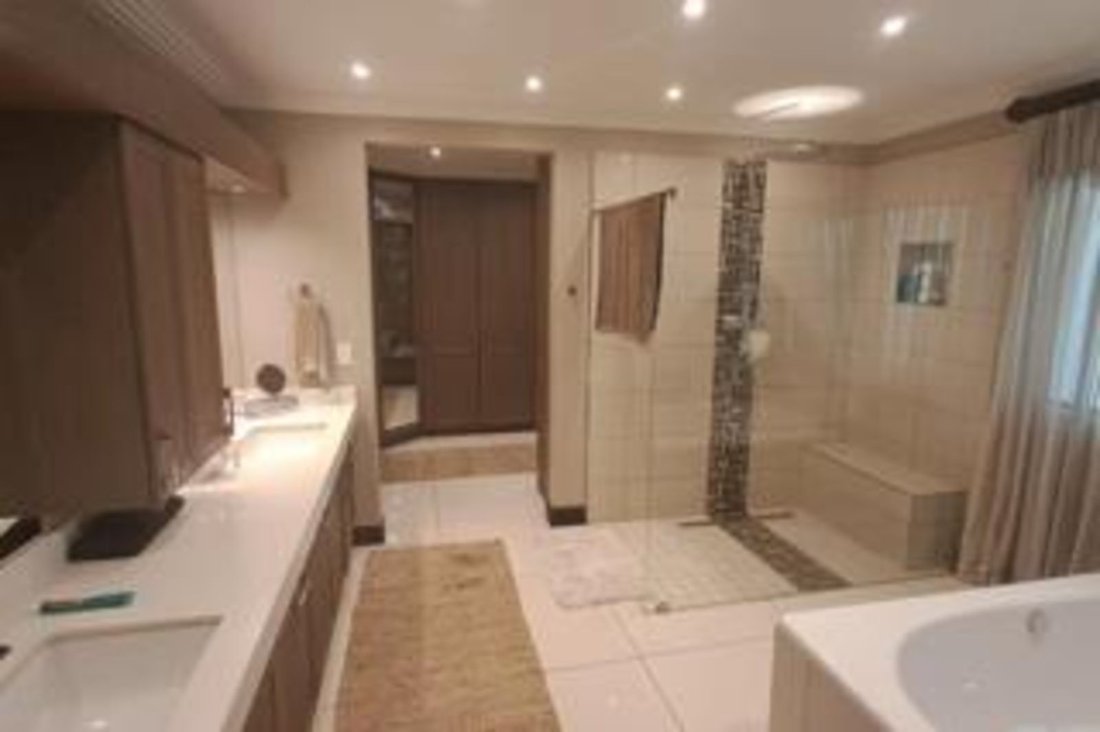 House in Braamfontein, Gauteng, South Africa 2 - 17250501