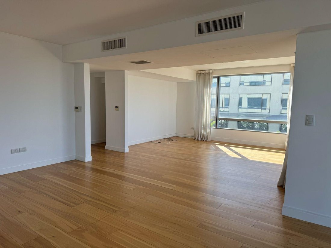 Apartment in Munro, Buenos Aires Province, Argentina 4 - 17250902