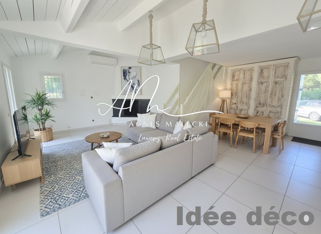 Villa in Nord, Cavalaire-sur-Mer, France 4 - 17140042