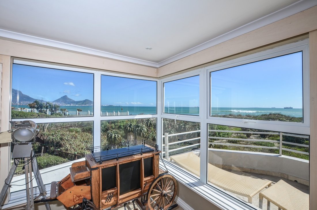 Townhouse in Bothasig, Cape Town, South Africa 1 - 17252261