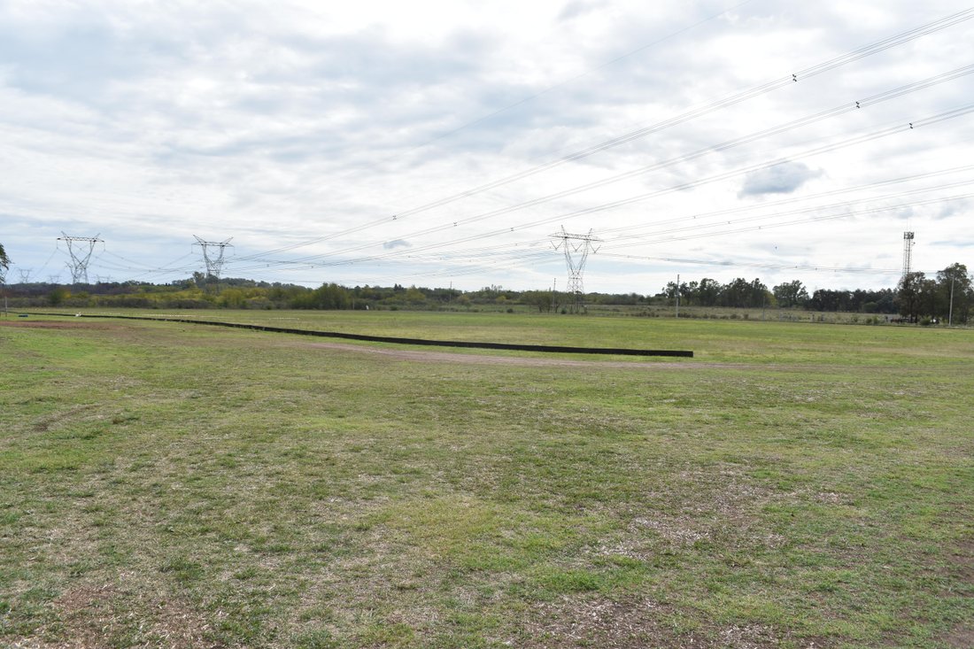 Farm Ranch in La Lonja, Buenos Aires Province, Argentina 2 - 17249364