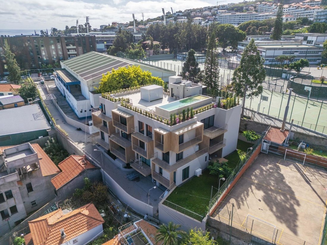Apartment in Sao Martinho, Madeira, Portugal 1 - 17253404