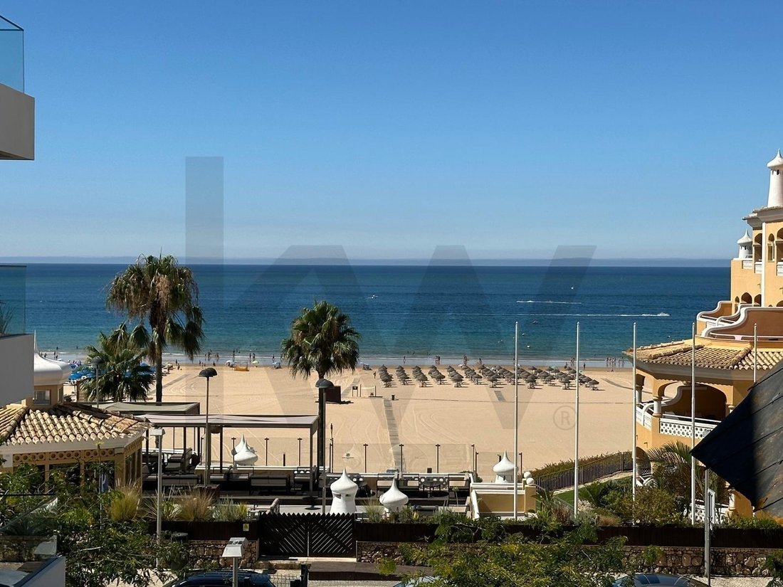 Townhouse in Portimao, Algarve, Portugal 1 - 17257323