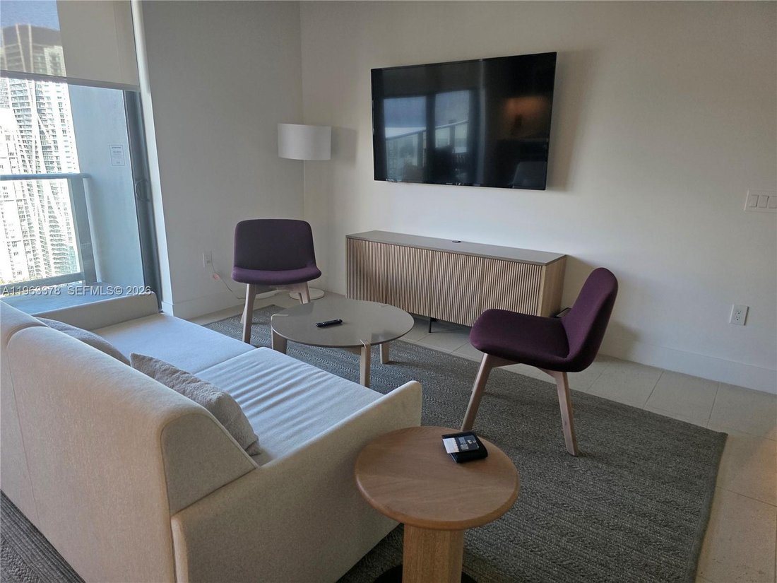 Condo in Miami, Florida, United States 4 - 17254872