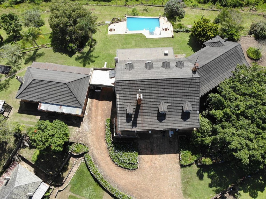 Farm Ranch in White River, Mpumalanga, South Africa 1 - 17256020