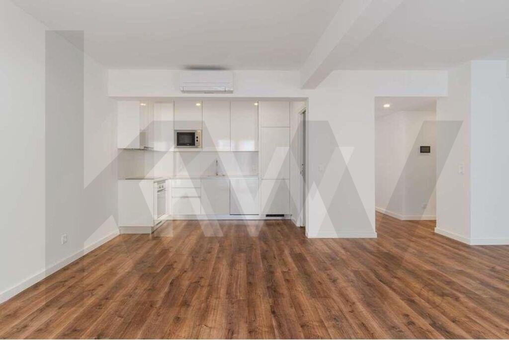 Apartment in Avenidas Novas, Lisbon, Portugal 1 - 17253312