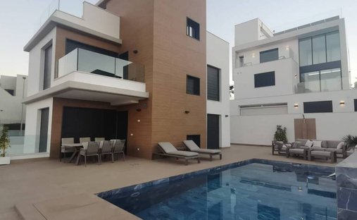 Villa in Alicante, Valencian Community, Spain 1