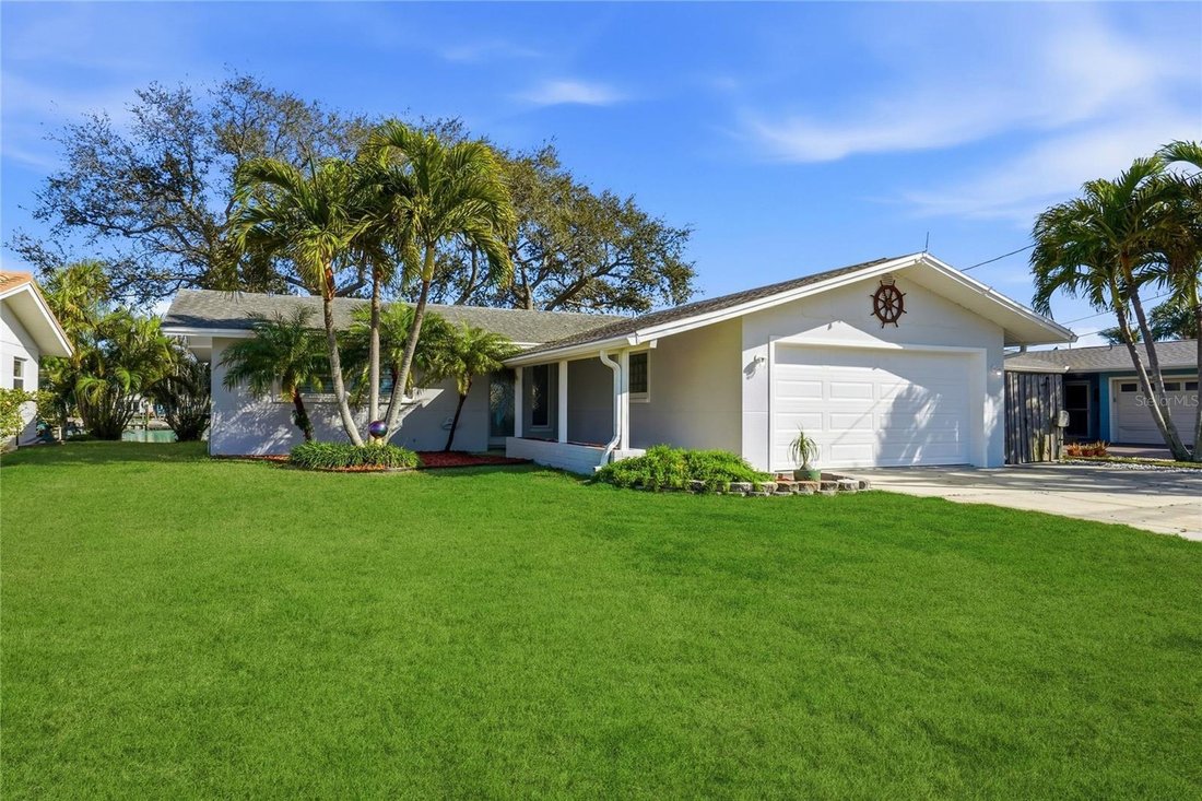 House in Madeira Beach, Florida, United States 1 - 17256812
