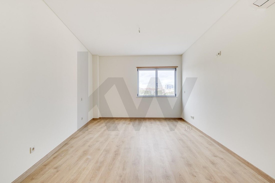 Apartment in Sao Domingos de Benfica, Lisbon, Portugal 3 - 17251441