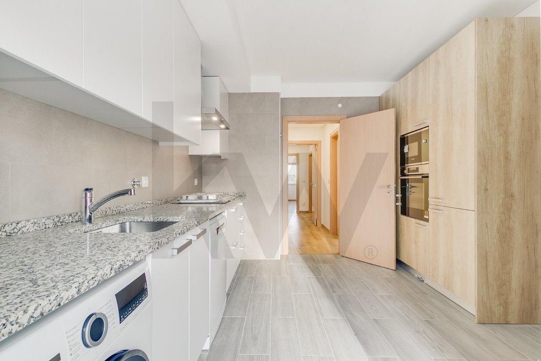 Apartment in Sao Domingos de Benfica, Lisbon, Portugal 5 - 17251241