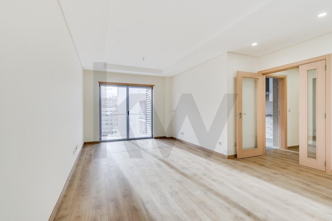 Apartment in Sao Domingos de Benfica, Lisbon, Portugal 1 - 17251241