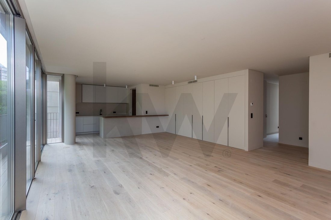 Apartment in Avenidas Novas, Lisbon, Portugal 3 - 17251456
