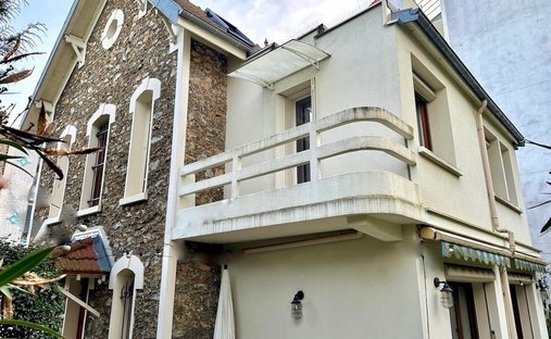 House in Plateau, Gentilly, France 1
