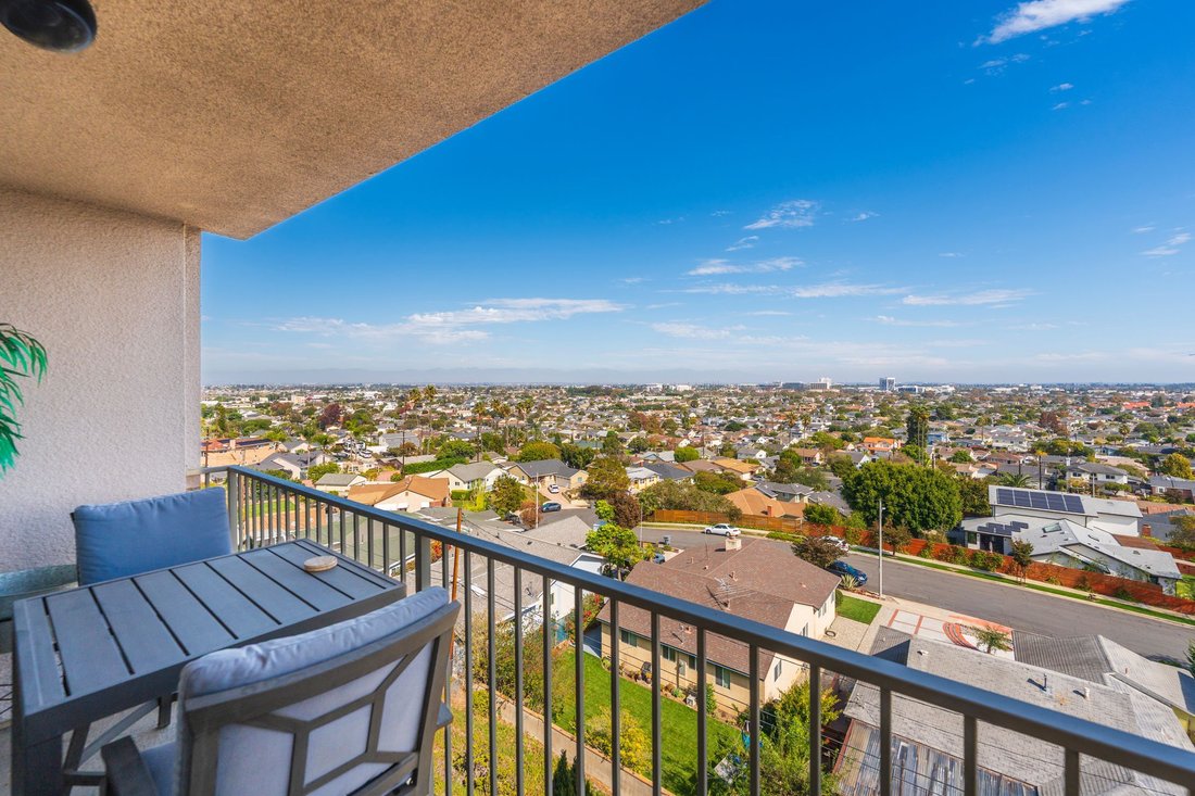 Condo in Torrance, California, United States 1 - 17250709