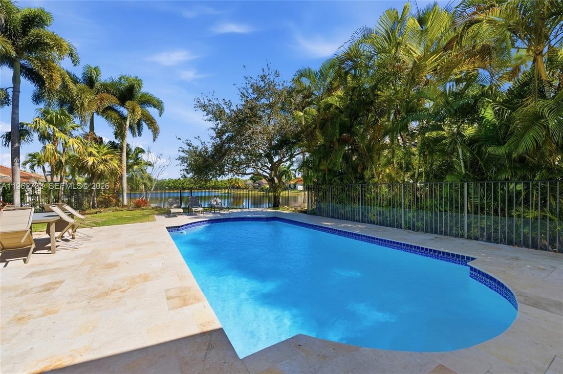 House in Weston, Florida, United States 2 - 17252981