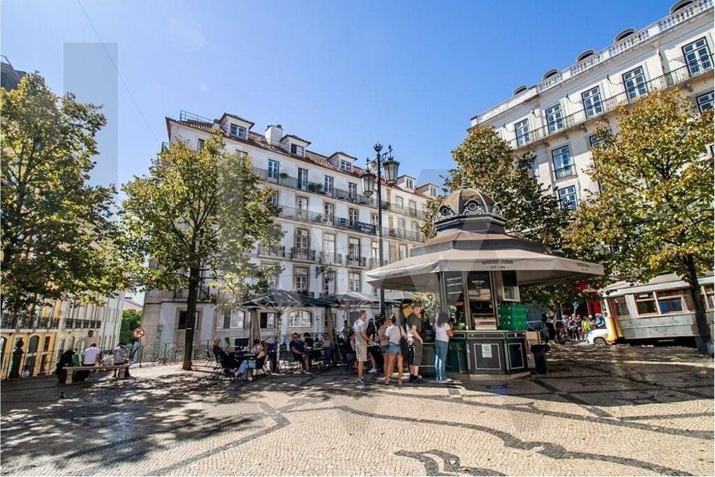 Apartment in Misericordia, Lisbon, Portugal 2 - 17252439