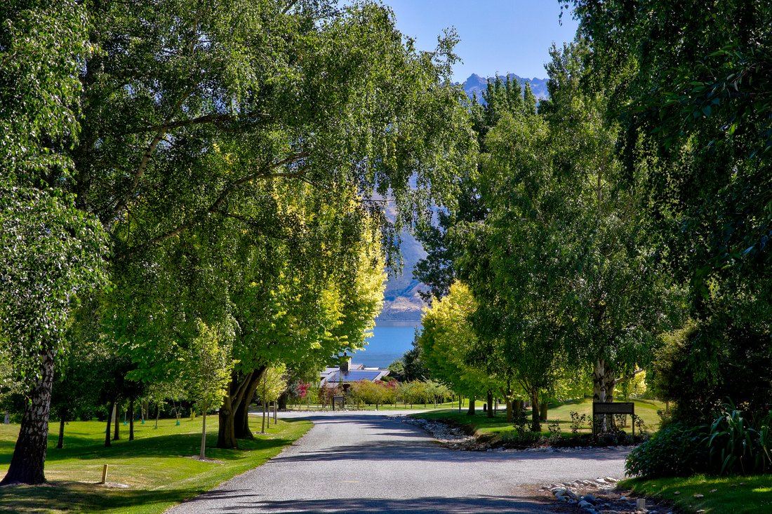 House in Queenstown, Otago, New Zealand 4 - 17253431