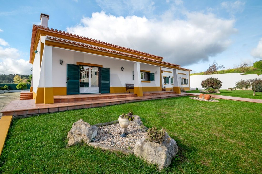 House in Alcoentre, Lisbon, Portugal 1 - 17249451