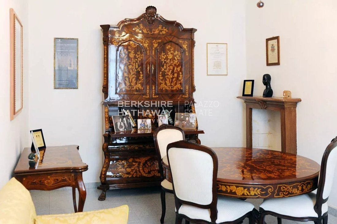 Apartment in Historic Center, Como, Lombardy 2 - 17254278