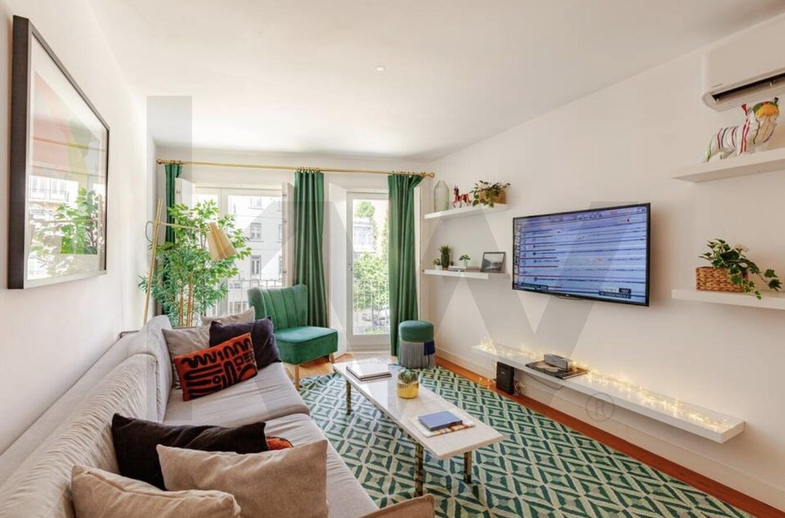 Apartment in Arroios, Lisbon, Portugal 3 - 17251083