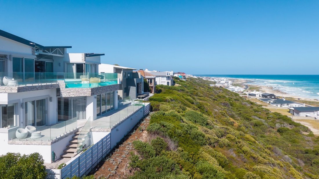 House in Struis Bay, Western Cape, South Africa 3 - 17251999