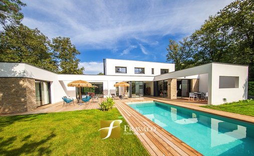 House in Ouest Péri-Centre Ville, Vannes, France 1